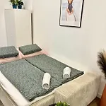 Millenium Spa-heroes * Budapest